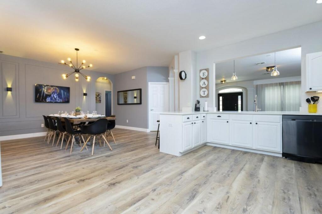 6 Bedrooms Pool And Game Room - 2 Miles To Disney 7817 Орландо Екстериор снимка