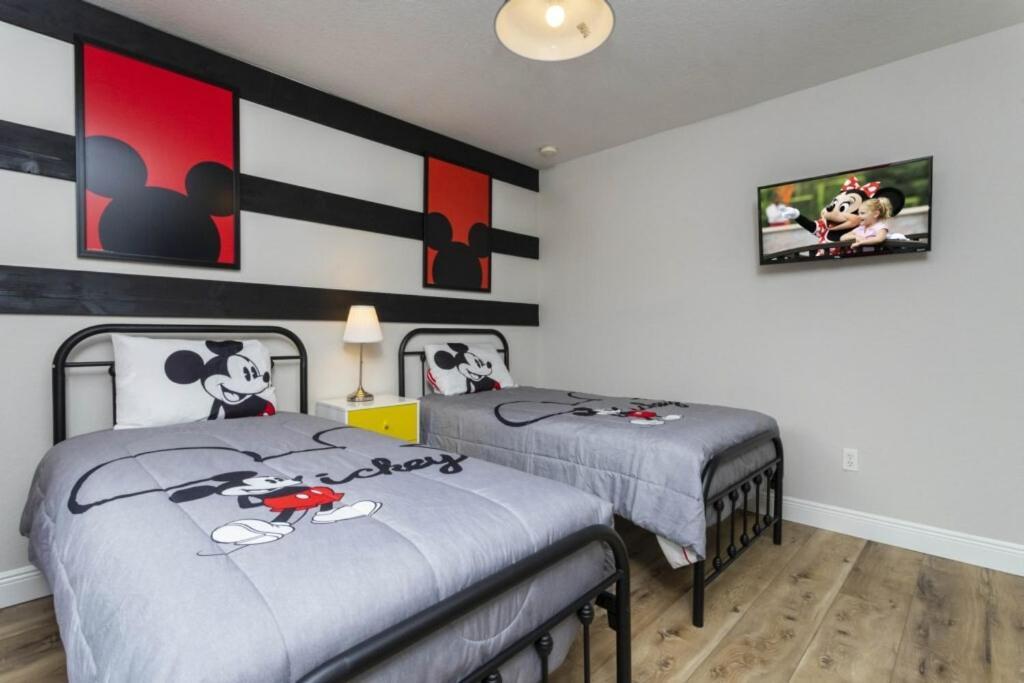 6 Bedrooms Pool And Game Room - 2 Miles To Disney 7817 Орландо Екстериор снимка