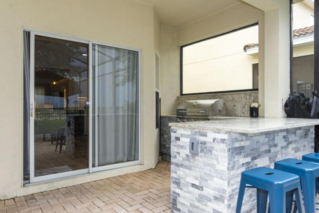 6 Bedrooms Pool And Game Room - 2 Miles To Disney 7817 Орландо Екстериор снимка